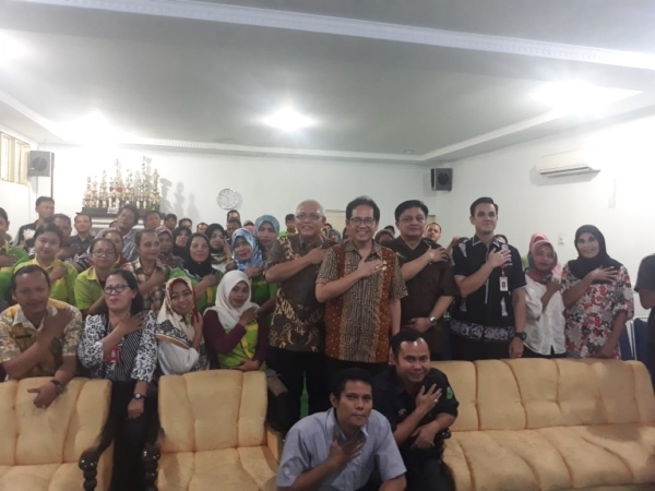 Kebersamaan dengan Tenaga Kontrak RSUD Dr Pirngadi Medan